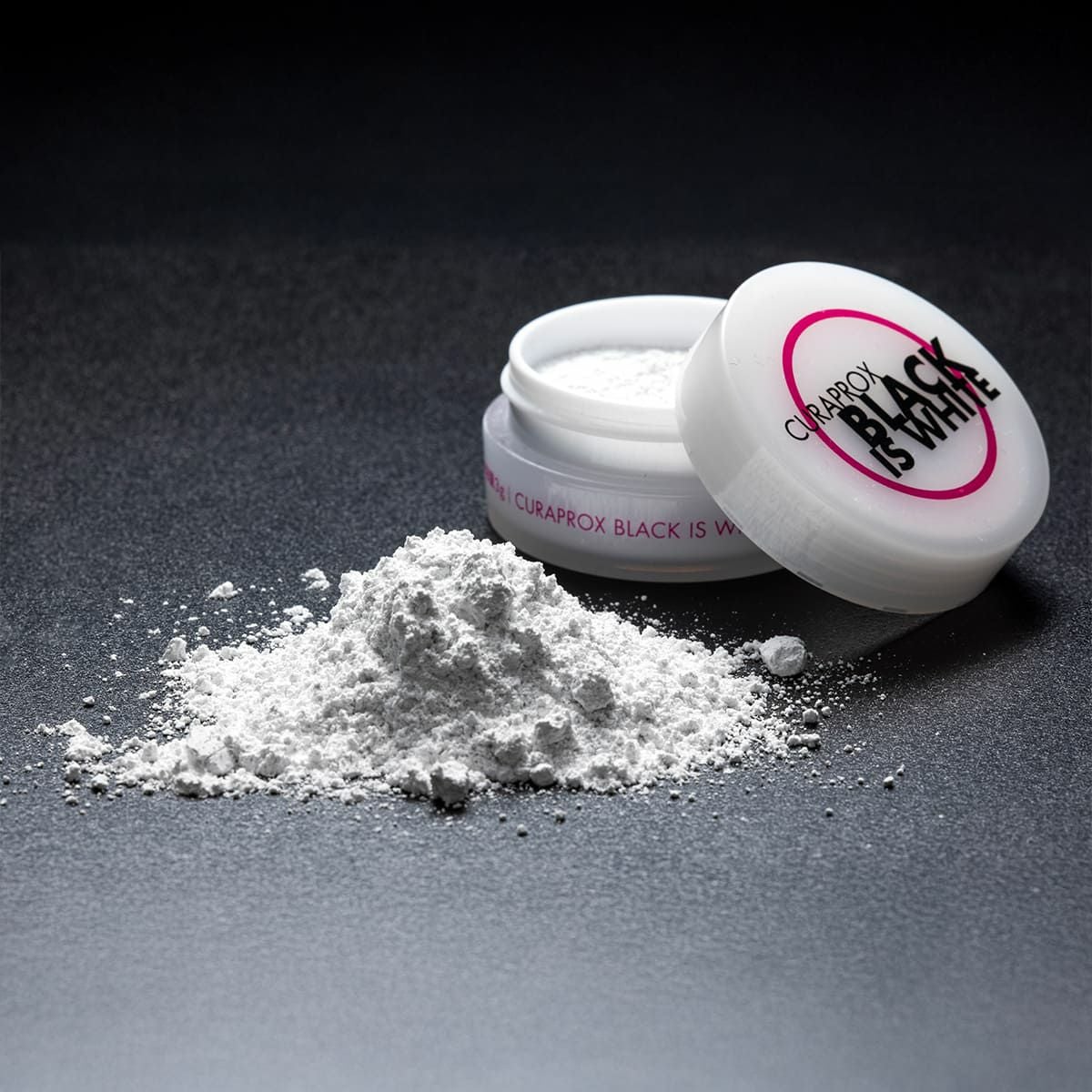 クラプロックス ブラックイズホワイト （Black is white） 粉はみがき